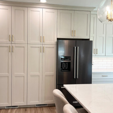Accessible Beige and Maple Mocha Kitchen Design