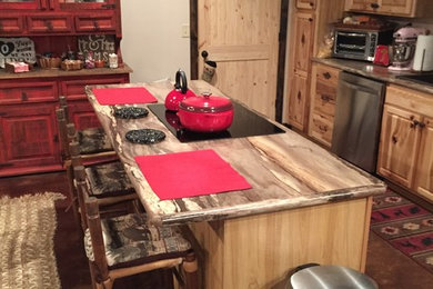 Inspiration for a large rustic home design remodel in Charlotte