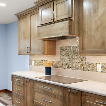Showplace Framed Maple Pendleton Kitchen in Cashew