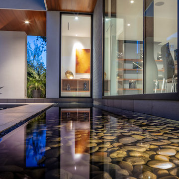 Modern stainless steel water fountain and Garden