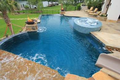 Trendy pool photo in Austin