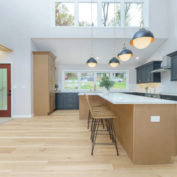 333 Riverview - 0470 Teton Hickory