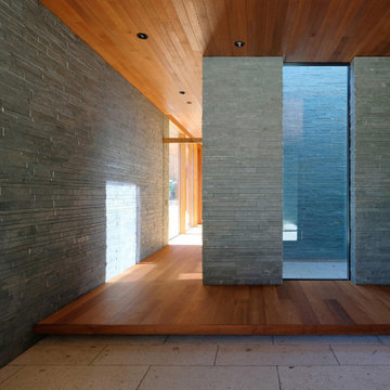 House IC