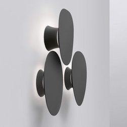 Facce Wall Lamp by Artemide - Wall Sconces