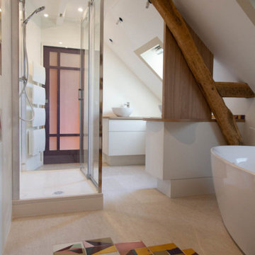 Salle de bain sous rampant