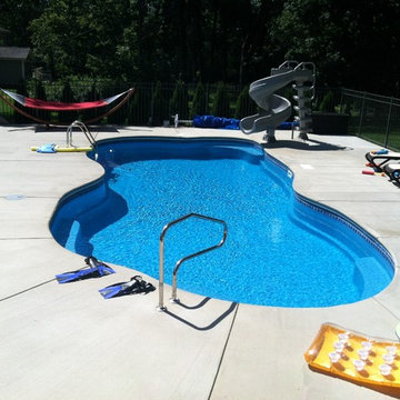 Leading Edge - Traverse Bay Fiberglass Swimming Pool