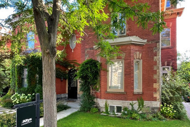 Inspiration for a victorian exterior home remodel in Montreal