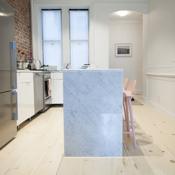 My Houzz: Fashionably Simple in a Williamsburg Apartment