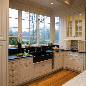 Allentown, New Jersey - Custom-made Kitchen