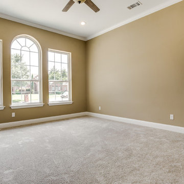Up-Scale Traditional Home, Desoto