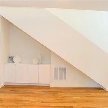 Modern Raleigh Staging