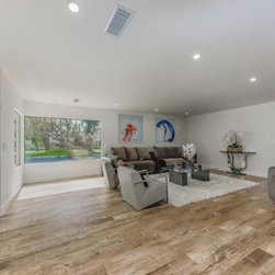 Itasca St, Northridge - Products