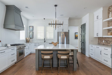 Example of a minimalist kitchen design in Atlanta