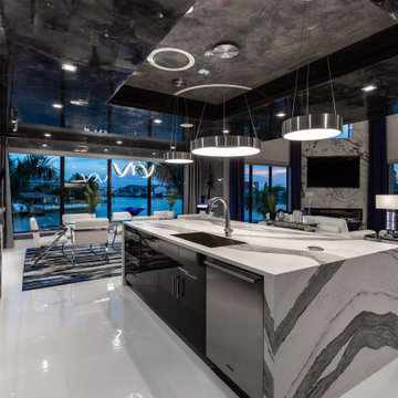 Contemporary Kitchen on Paradise Island