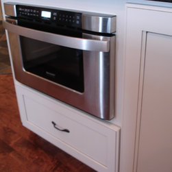 Lakes Pines Lane Residence - Microwave Ovens
