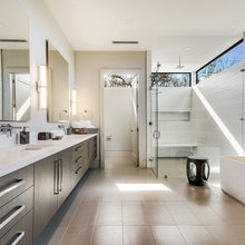 Level 2 - Master Bath & Closet