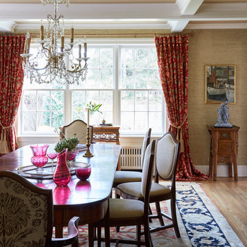 Traditional Dining Room in Lake Forest