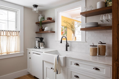 Transitional kitchen photo in Boston