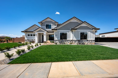 Example of an arts and crafts exterior home design in Salt Lake City