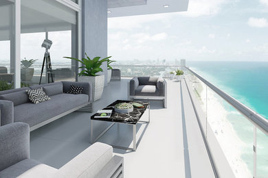 Inspiration for a balcony remodel in Miami