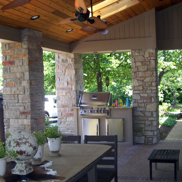 Outdoor Kitchens, Grills, and Refrigerators