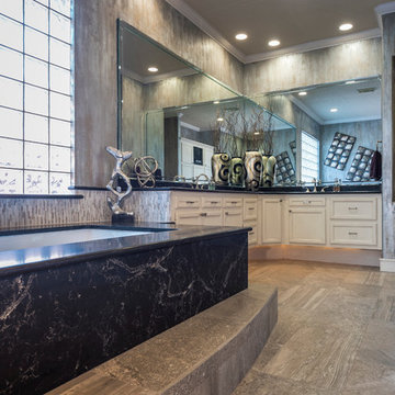 Modern Portofino Bathroom with Soaker Tub