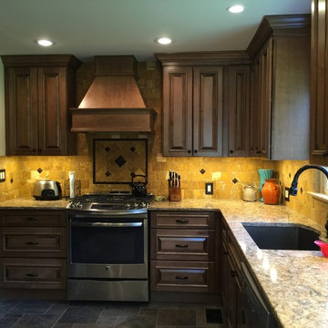 A'Brunzo kitchen by Robin from our Allentown location