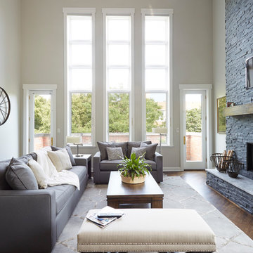 Lincoln Park Bachelor Pad