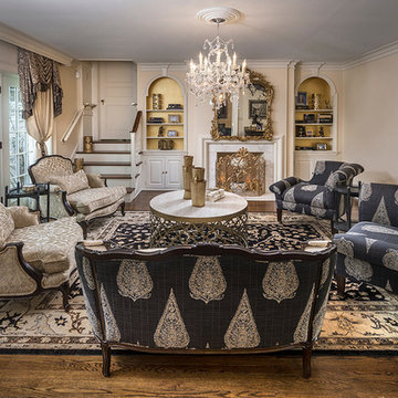 Rydal, PA: Traditional Living Space