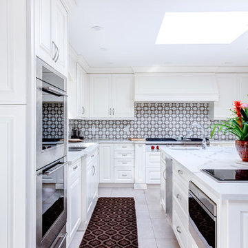 Kings Point, Transitional White Kitchen
