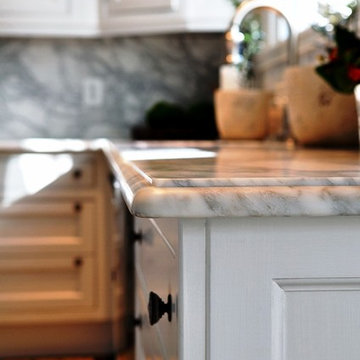 Bethesda MD - Calacatta Gold Marble Kitchen