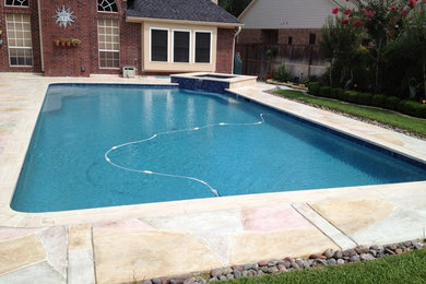Example of a transitional pool design in Houston