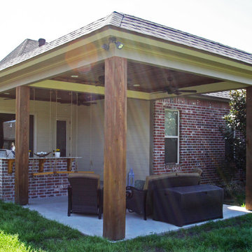 Custom Outdoor Kitchens
