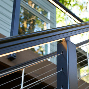 Portland DesignRail® with Stainless Steel Pickets