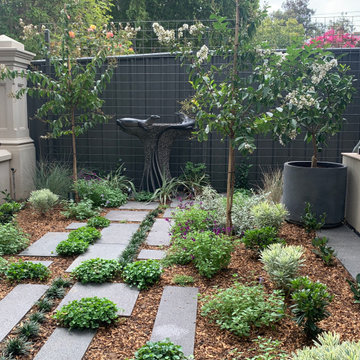 Norwood | Front Garden