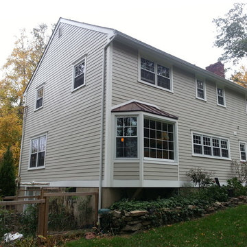 6 1/4" HardiePlank Cedarmill Cobblestone Arctic White HardieTrim Westport