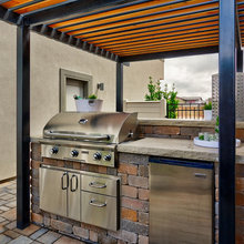 Outdoor Kitchen