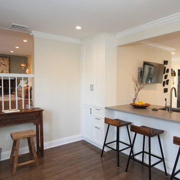 Serene Contemporary Kitchen