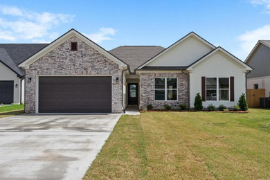 Modern exterior home idea in Little Rock