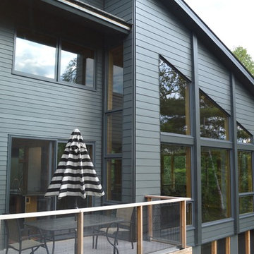 Four Season Cottage near Haliburton