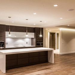 4259 Highland Boulevard - Products