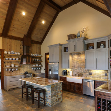 A Luxurious Farmhouse with a Relaxed Sense of Style