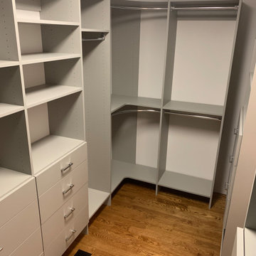 Master Walk-in