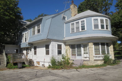 4006 Grand Ave / Lofquist Home