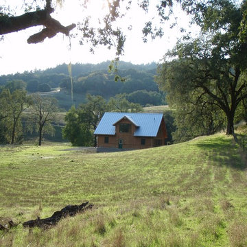 Rocking Double H Barn / Guesthouse