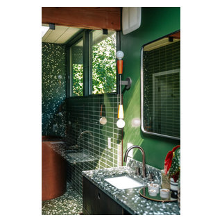 Mandeville Canyon Mid-Century Treehouse - Midcentury - Bathroom - Los ...