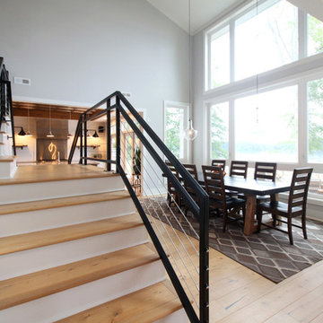Sullivan Lakehouse (Four Bars)