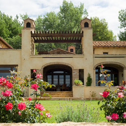Tuscan Under the Sun - Windows