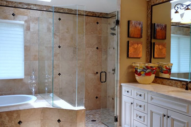 Example of a transitional bathroom design in Denver