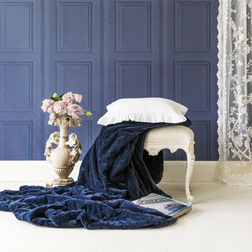 Plushious Velvet Navy Blue Bedspread